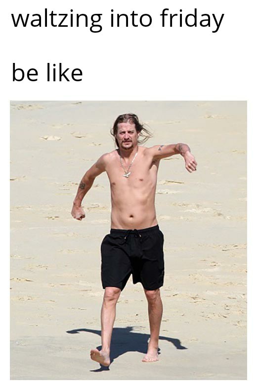 Kid Rock Walking on the Beach 30102020072701