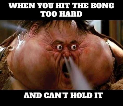 weed-meme-about-smoking-bong