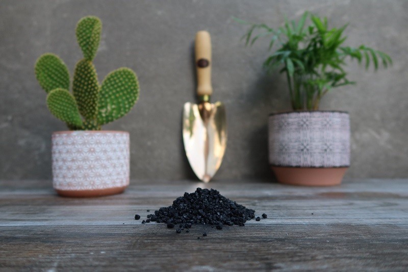 soluble humic 75